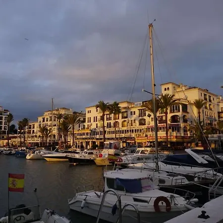 Apartment Marina Castillo, Beachfront Sea Views 500m To And Duquesa Marina Manilva
