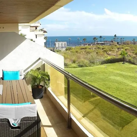 Marina Castillo, Beachfront Sea Views 500m To And Duquesa Marina Apartment *