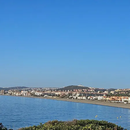 Apartment Marina Castillo, Beachfront Sea Views 500m To And Duquesa Marina