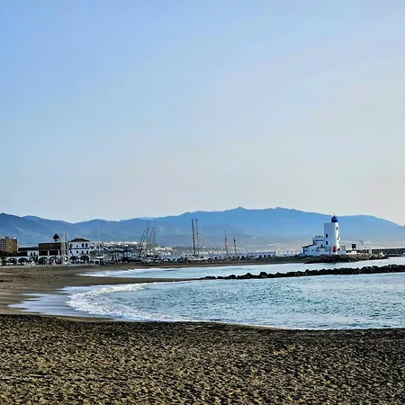 Apartment Marina Castillo, Beachfront Sea Views 500m To And Duquesa Marina
