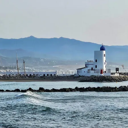Apartment Marina Castillo, Beachfront Sea Views 500m To And Duquesa Marina Manilva