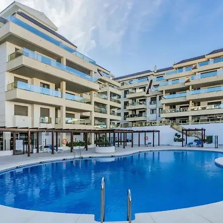 Apartament Puerto De La Duquesa, Beachfront Sea Views 500m To And Duquesa Marina